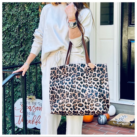 Fabulous Large Leopard Print Reservable tote bag - Picture 2 of 4